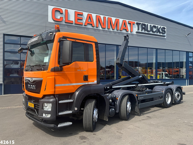 MAN TGS 35.360 8x2 Euro 6 VDL 30 Ton haakarmsysteem - Lastväxlare lastbil: bild 1 MAN TGS 35.360 8x2 Euro 6 VDL 30 Ton haakarmsysteem - Lastväxlare lastbil: bild 1