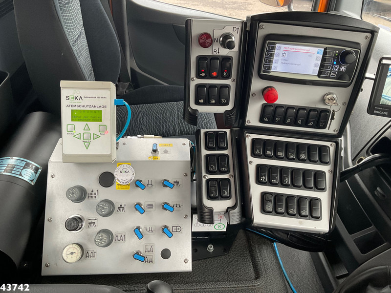 Sopmaskin Mercedes-Benz ATEGO 1523 Faun VIAJET 6 R/HS Wegdekreiniger Just 14.776 km!: bild 12 Sopmaskin Mercedes-Benz ATEGO 1523 Faun VIAJET 6 R/HS Wegdekreiniger Just 14.776 km!: bild 12
