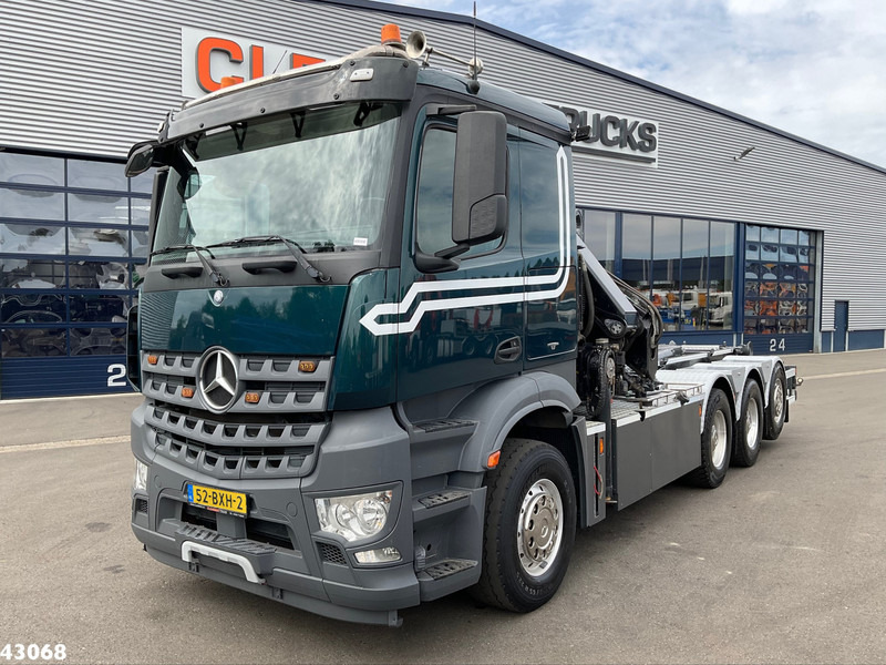 Mercedes-Benz Arocs 3251 8x4 Euro 6 Hiab 28 Tonmeter laadkraan - Lastväxlare lastbil, Kranbil: bild 2 Mercedes-Benz Arocs 3251 8x4 Euro 6 Hiab 28 Tonmeter laadkraan - Lastväxlare lastbil, Kranbil: bild 2