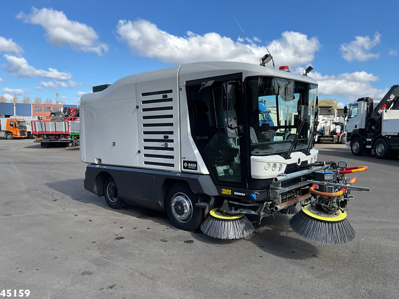 Ravo 540 CD Euro 6 with 3-rd brush - Sopmaskin: bild 4 Ravo 540 CD Euro 6 with 3-rd brush - Sopmaskin: bild 4