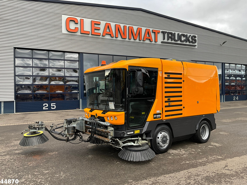 Ravo 540 with 3-rd brush - Sopmaskin: bild 1 Ravo 540 with 3-rd brush - Sopmaskin: bild 1