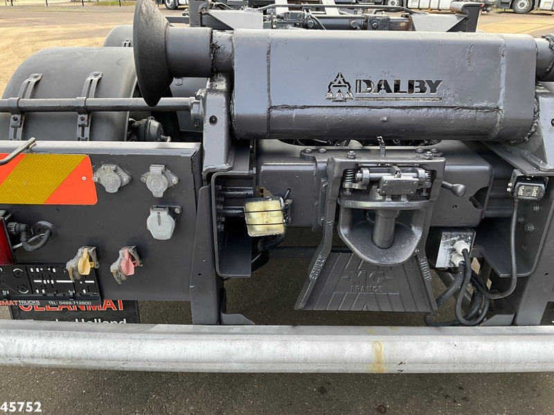 Volvo FM 410 6x2 haakarmsysteem - Lastväxlare lastbil: bild 4 Volvo FM 410 6x2 haakarmsysteem - Lastväxlare lastbil: bild 4