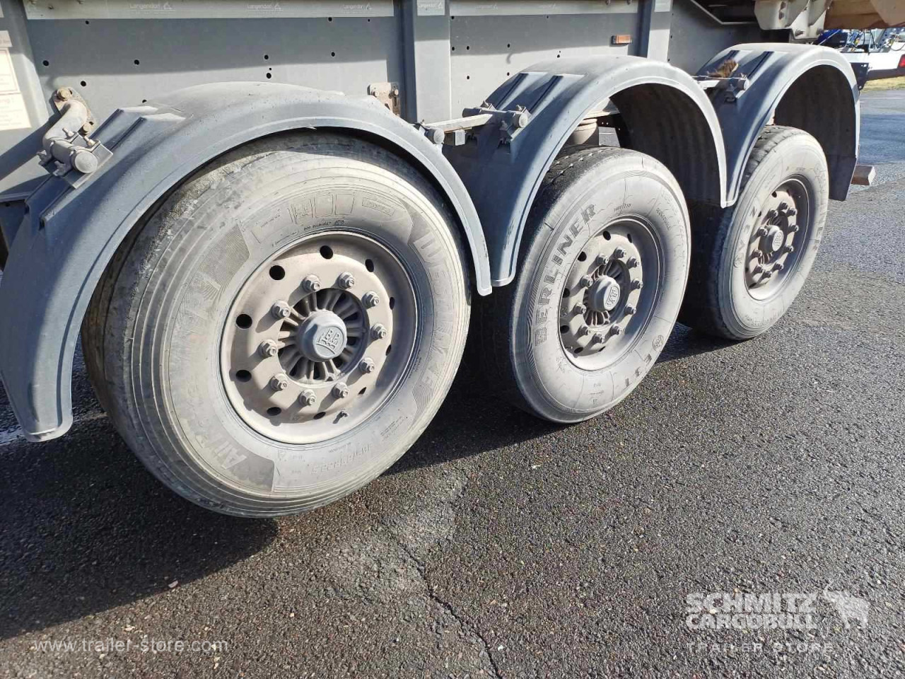 LANGENDORF Auflieger Kipper Stahlrundmulde 24m³ - Tippbil semitrailer: bild 3 LANGENDORF Auflieger Kipper Stahlrundmulde 24m³ - Tippbil semitrailer: bild 3