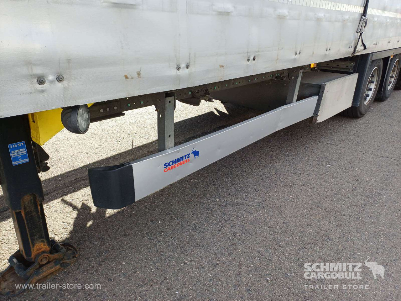 SCHMITZ Auflieger Curtainsider Mega - Kapelltrailer: bild 3 SCHMITZ Auflieger Curtainsider Mega - Kapelltrailer: bild 3