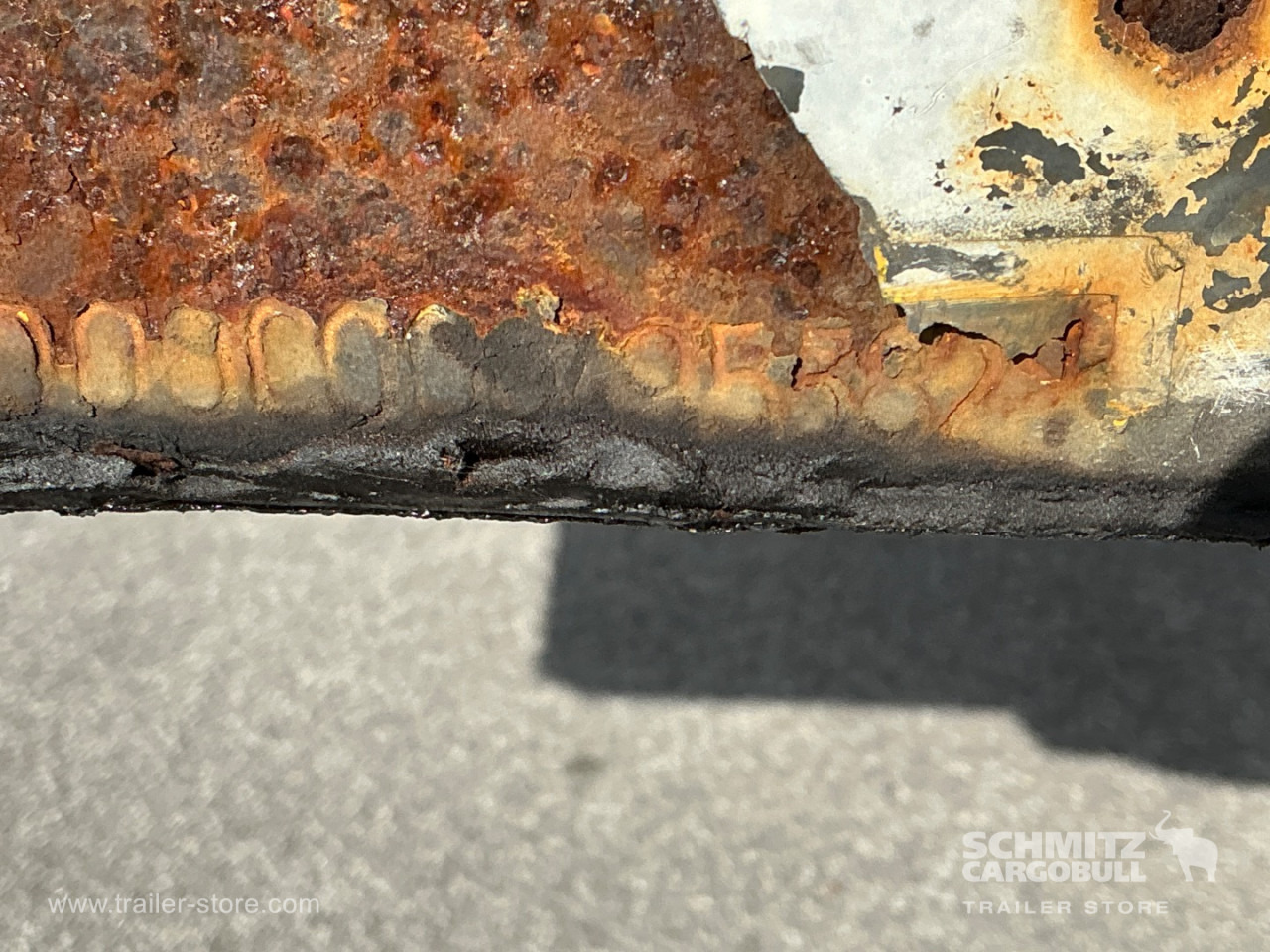 KRONE Dryfreight Standard Taillift - Skåp semitrailer: bild 5 KRONE Dryfreight Standard Taillift - Skåp semitrailer: bild 5