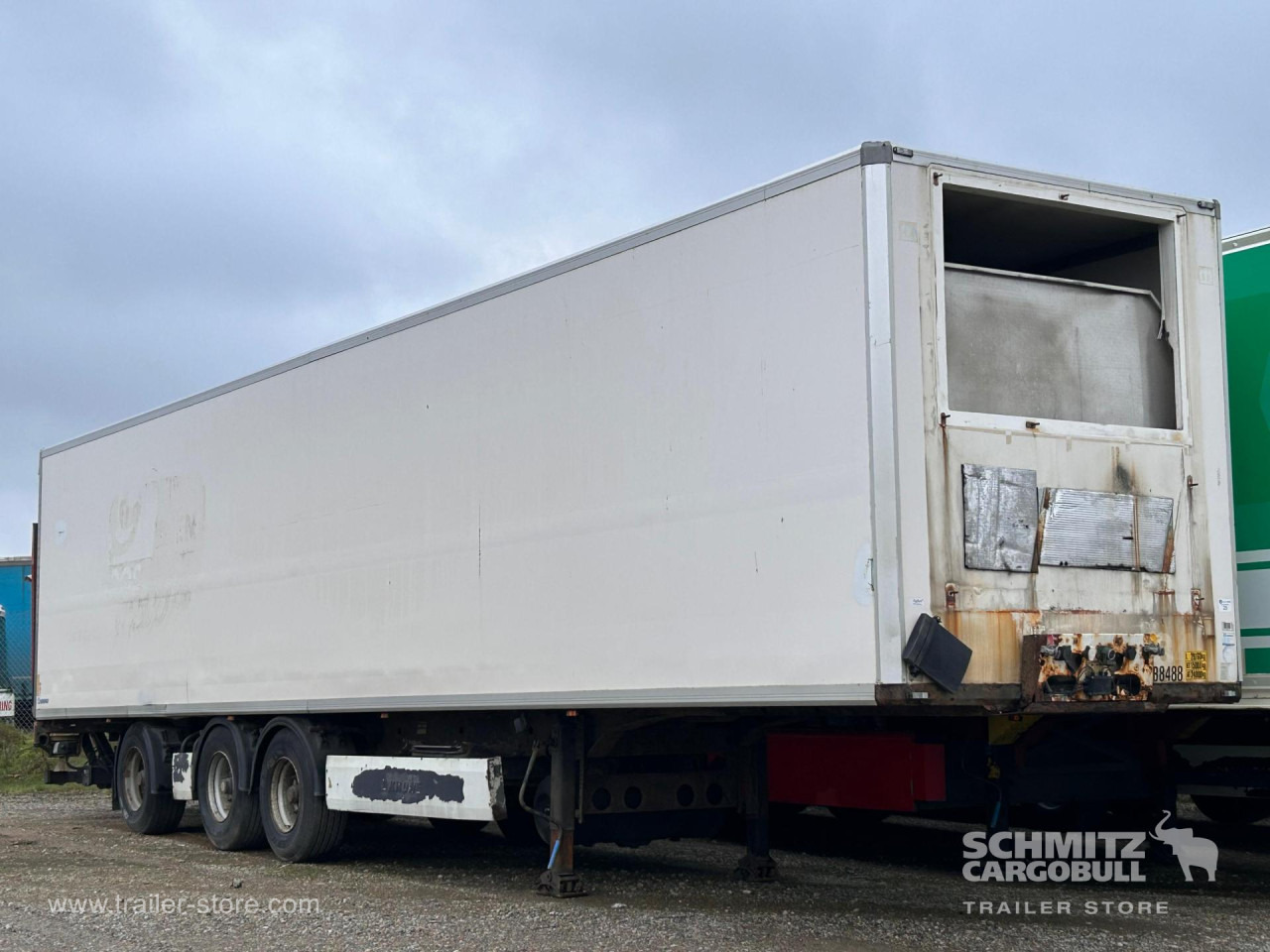 KRONE Reefer Standard Taillift - Isotermiska semitrailer: bild 1 KRONE Reefer Standard Taillift - Isotermiska semitrailer: bild 1