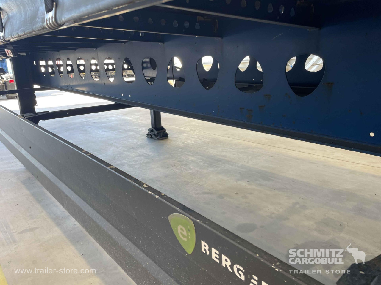 BERGER Semiremolque Lona Mega - Kapelltrailer: bild 2 BERGER Semiremolque Lona Mega - Kapelltrailer: bild 2