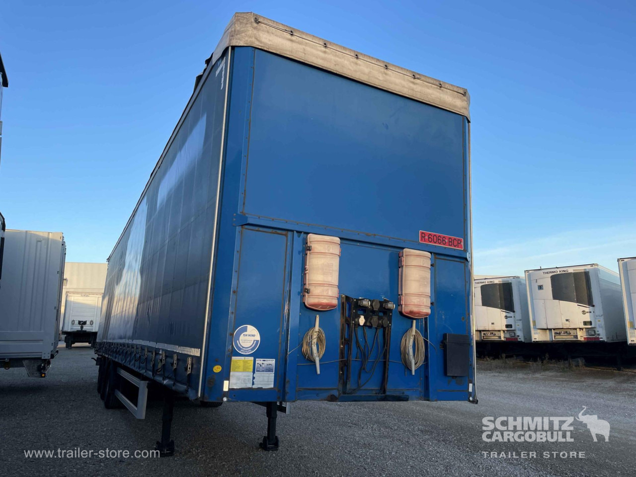 BERGER Semiremolque Lona Mega - Kapelltrailer: bild 1 BERGER Semiremolque Lona Mega - Kapelltrailer: bild 1