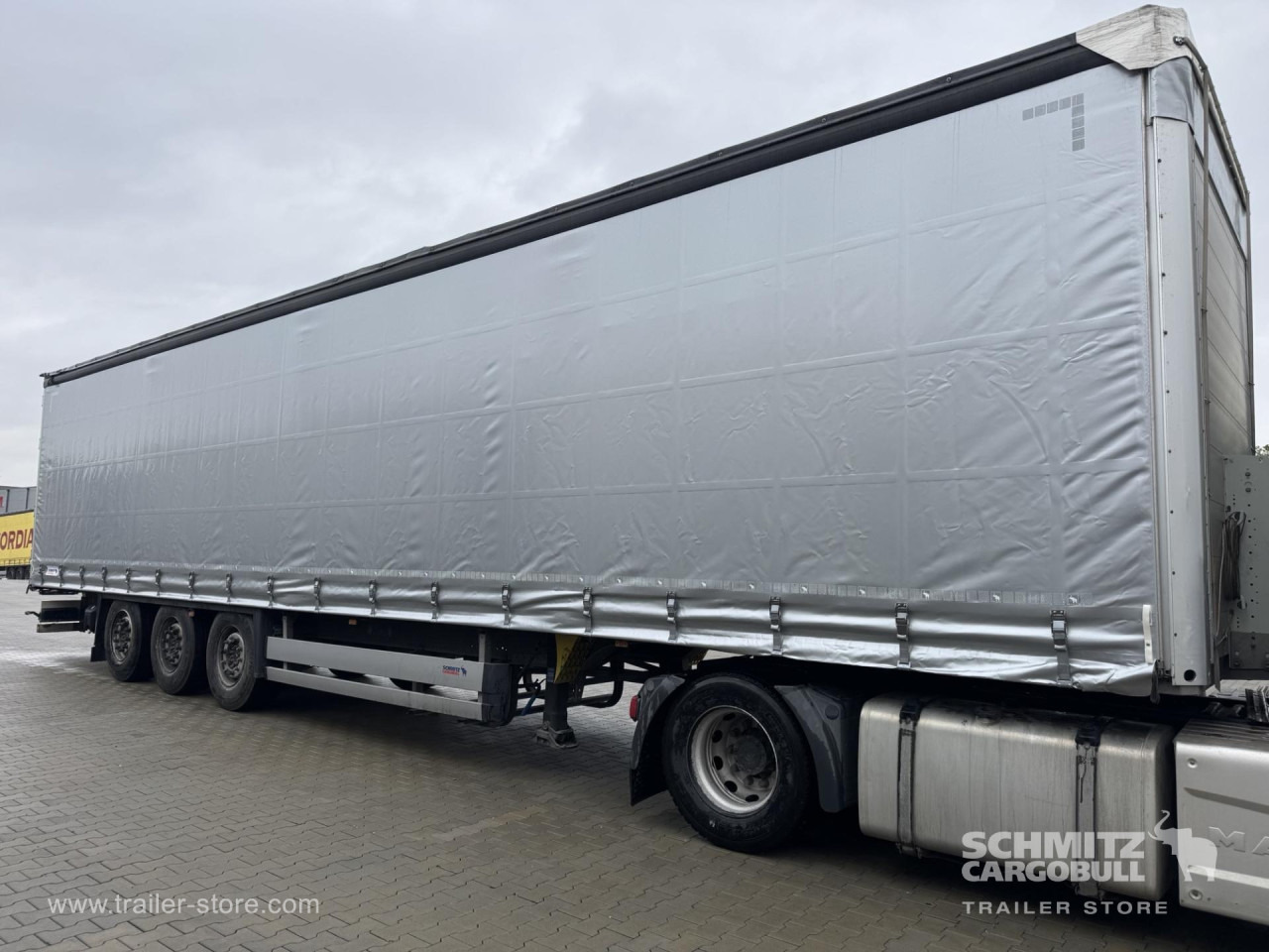 SCHMITZ Curtainsider Standard - Kapelltrailer: bild 5 SCHMITZ Curtainsider Standard - Kapelltrailer: bild 5