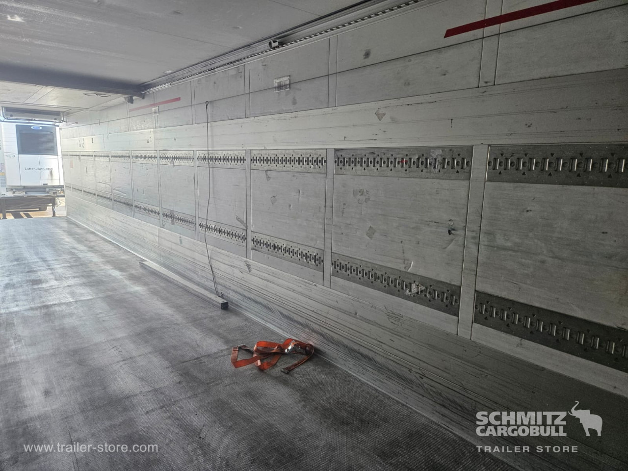 SCHMITZ Reefer Multitemp - Isotermiska semitrailer: bild 3 SCHMITZ Reefer Multitemp - Isotermiska semitrailer: bild 3