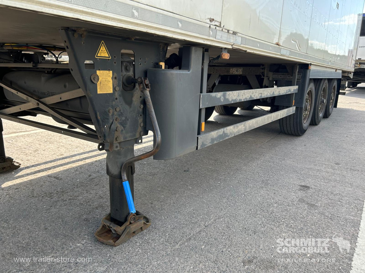 SCHMITZ Reefer Multitemp - Isotermiska semitrailer: bild 2 SCHMITZ Reefer Multitemp - Isotermiska semitrailer: bild 2