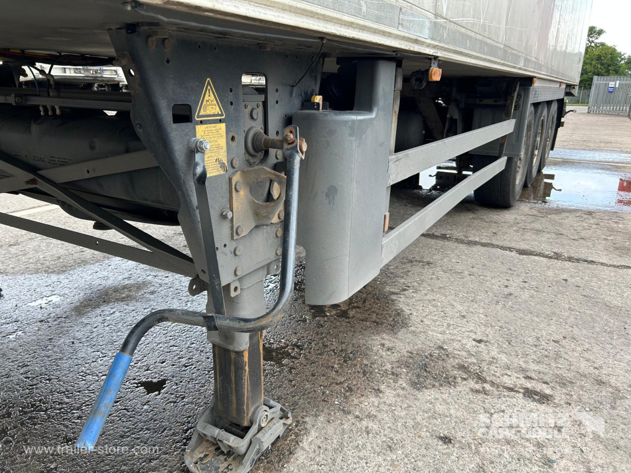 SCHMITZ Reefer Multitemp - Isotermiska semitrailer: bild 4 SCHMITZ Reefer Multitemp - Isotermiska semitrailer: bild 4