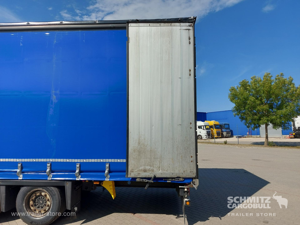 SCHMITZ Curtainsider Mega - Kapelltrailer: bild 5 SCHMITZ Curtainsider Mega - Kapelltrailer: bild 5