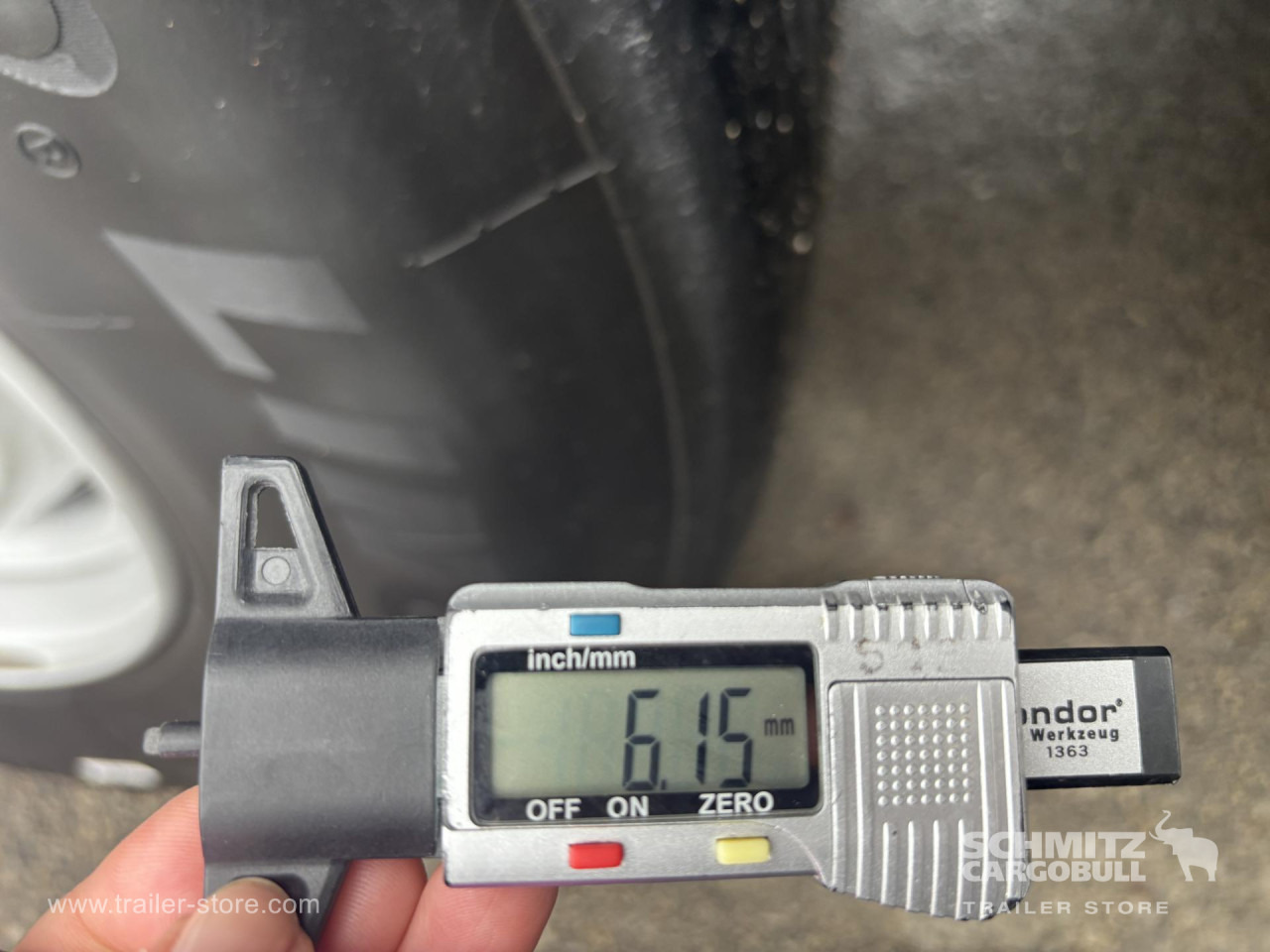 SCHMITZ Curtainsider Standard - Kapelltrailer: bild 2 SCHMITZ Curtainsider Standard - Kapelltrailer: bild 2