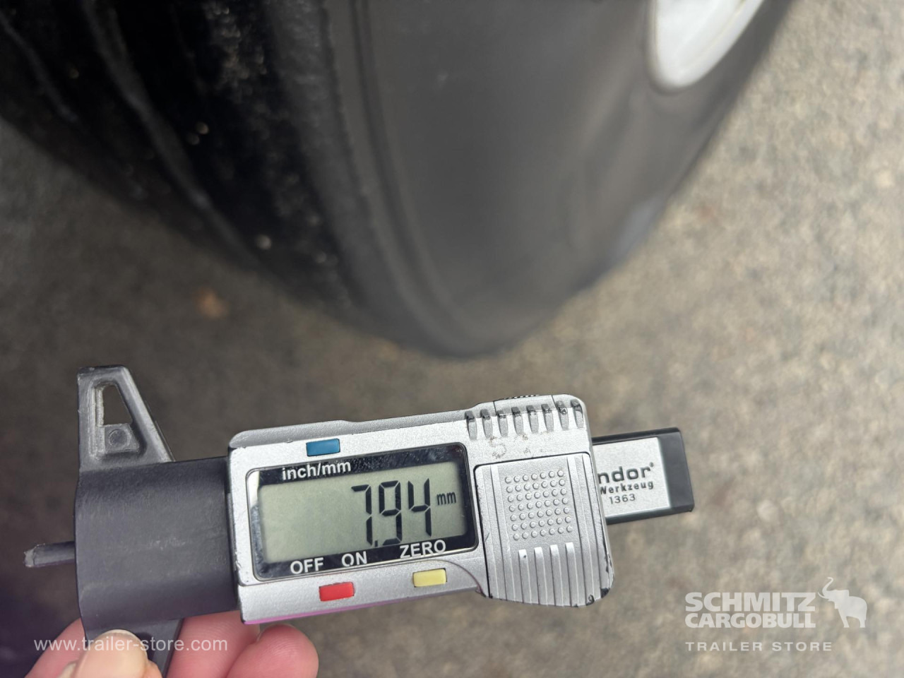 SCHMITZ Curtainsider Standard - Kapelltrailer: bild 4 SCHMITZ Curtainsider Standard - Kapelltrailer: bild 4