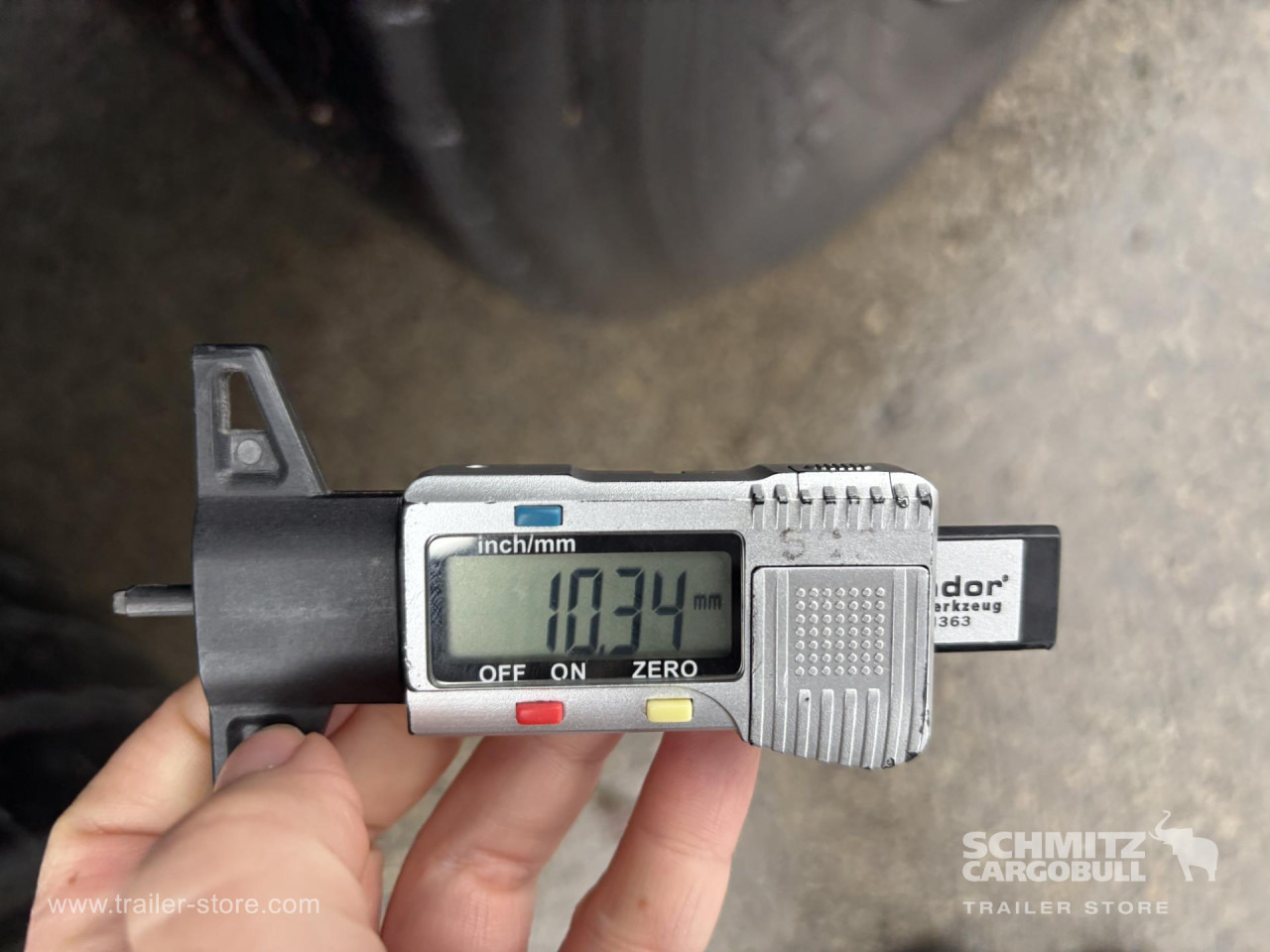 SCHMITZ Curtainsider Standard - Kapelltrailer: bild 4 SCHMITZ Curtainsider Standard - Kapelltrailer: bild 4