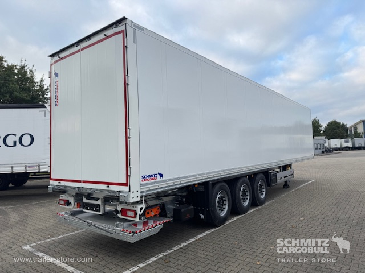 SCHMITZ Oplegger Kasten Standard Taillift - Skåp semitrailer: bild 1 SCHMITZ Oplegger Kasten Standard Taillift - Skåp semitrailer: bild 1