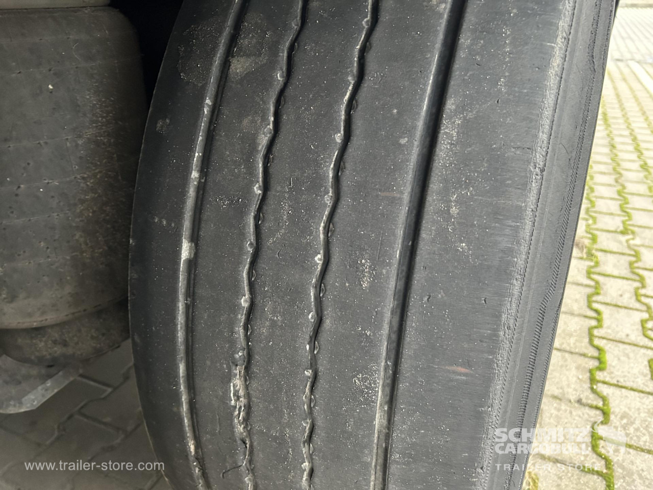 SCHMITZ Reefer Standard Double deck - Isotermiska semitrailer: bild 4 SCHMITZ Reefer Standard Double deck - Isotermiska semitrailer: bild 4