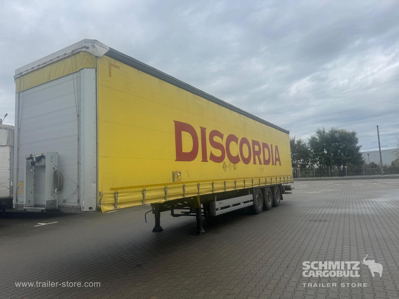 SCHMITZ Curtainsider Standard - Kapelltrailer: bild 4 SCHMITZ Curtainsider Standard - Kapelltrailer: bild 4