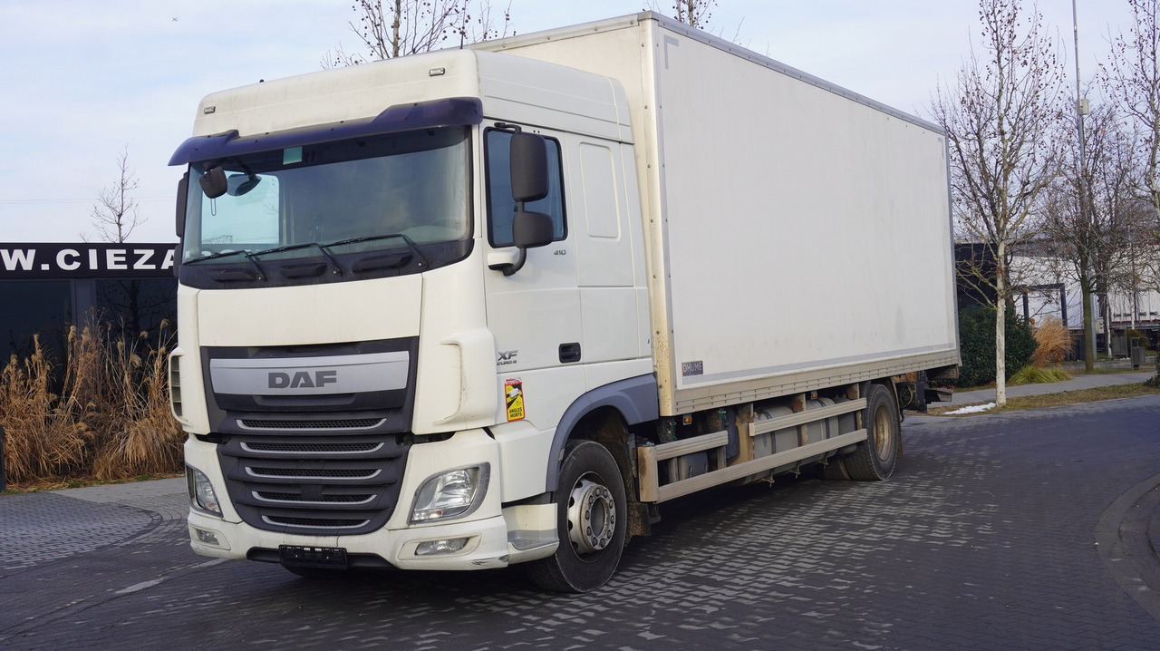 DAF XF 410 EURO 6 /410 HP / 20 EPAL / Dhollandia lift 1500 kg - Lastbil med skåp: bild 2 DAF XF 410 EURO 6 /410 HP / 20 EPAL / Dhollandia lift 1500 kg - Lastbil med skåp: bild 2