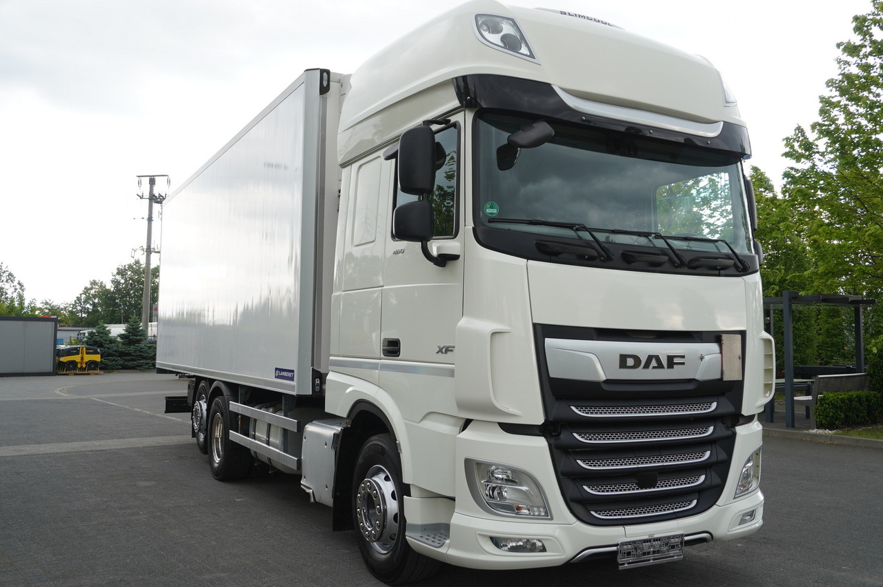 DAF XF 480 EURO 6/ 2021 / Lamberet Refrigerator / Carrier Vector 1550 - Kylbil lastbil: bild 4 DAF XF 480 EURO 6/ 2021 / Lamberet Refrigerator / Carrier Vector 1550 - Kylbil lastbil: bild 4