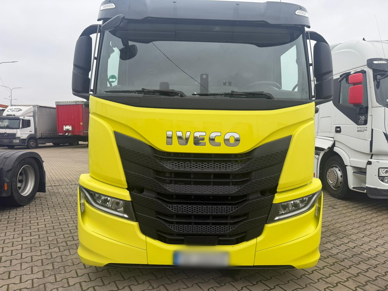 IVECO S-WAY 480 AT440 tractor unit / 2022 / 13 tho. km / Retarder - Dragbil: bild 5 IVECO S-WAY 480 AT440 tractor unit / 2022 / 13 tho. km / Retarder - Dragbil: bild 5