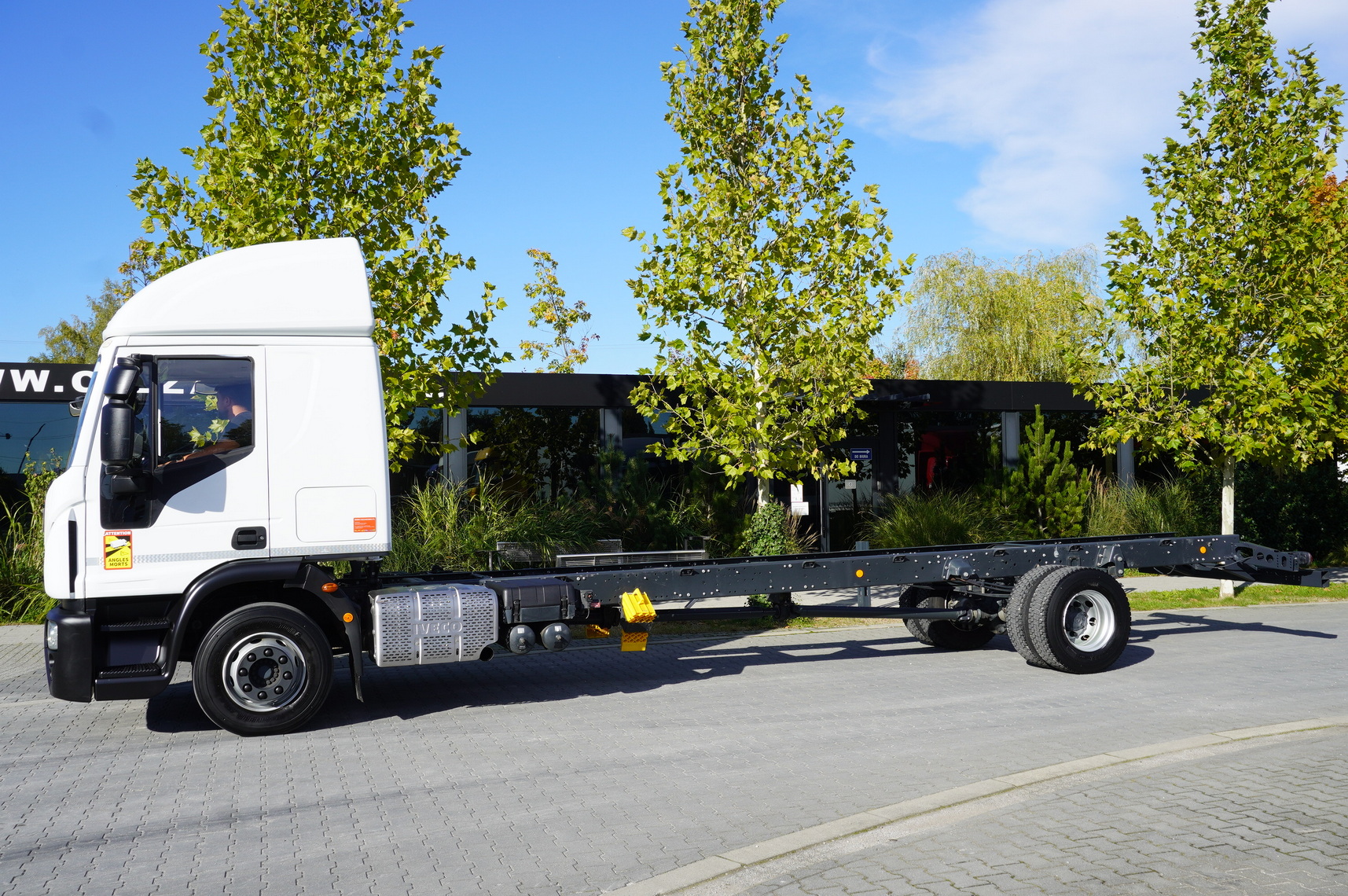 IVECO Eurocargo 140e19 4×2 E6 Glob / ADR / frame 8,1m - Chassi lastbil: bild 2 IVECO Eurocargo 140e19 4×2 E6 Glob / ADR / frame 8,1m - Chassi lastbil: bild 2