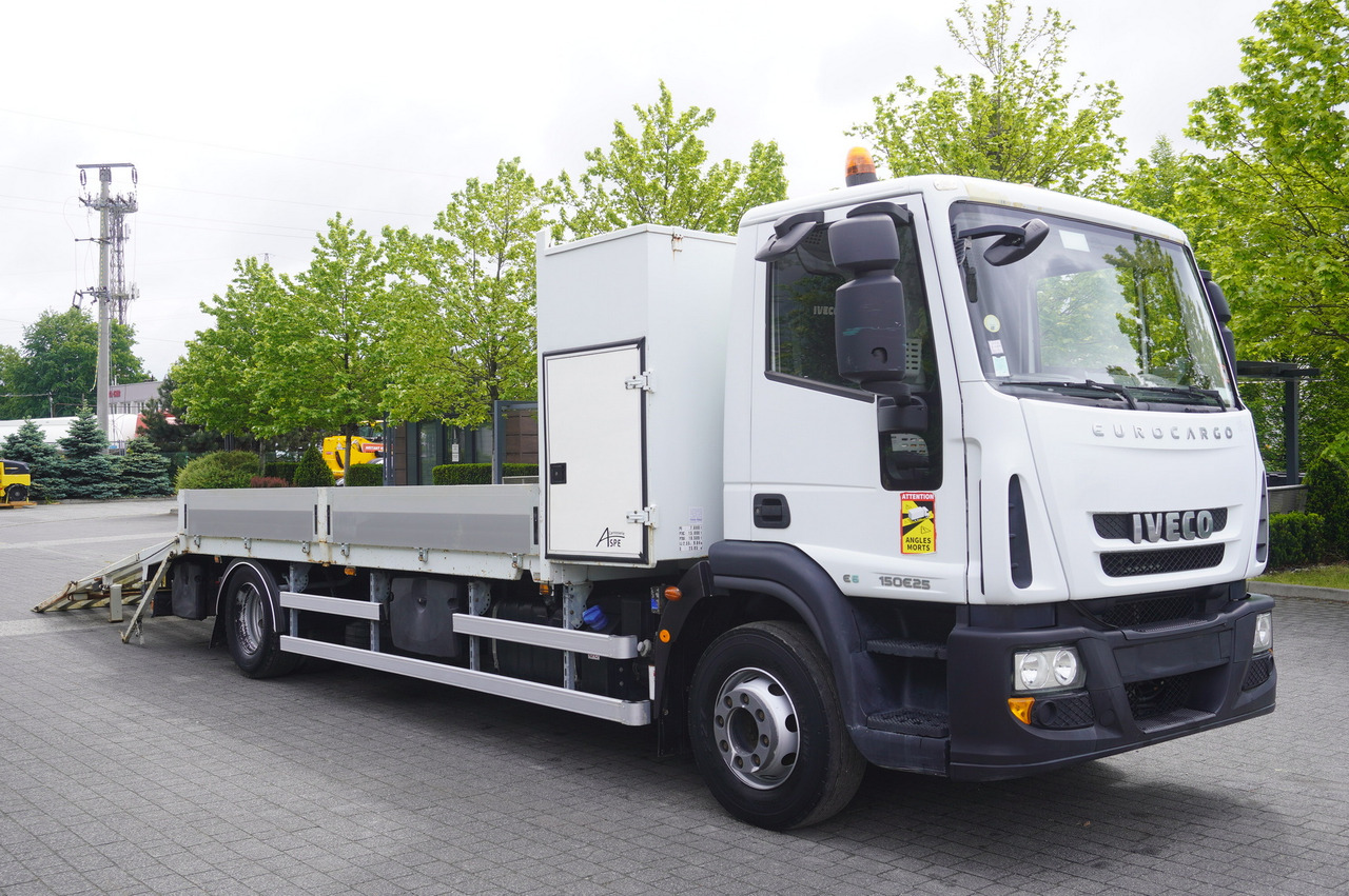 IVECO Eurocargo 150 E25 / 90 tho. km !!! / Tow truck - Biltransportbil lastbil: bild 2 IVECO Eurocargo 150 E25 / 90 tho. km !!! / Tow truck - Biltransportbil lastbil: bild 2