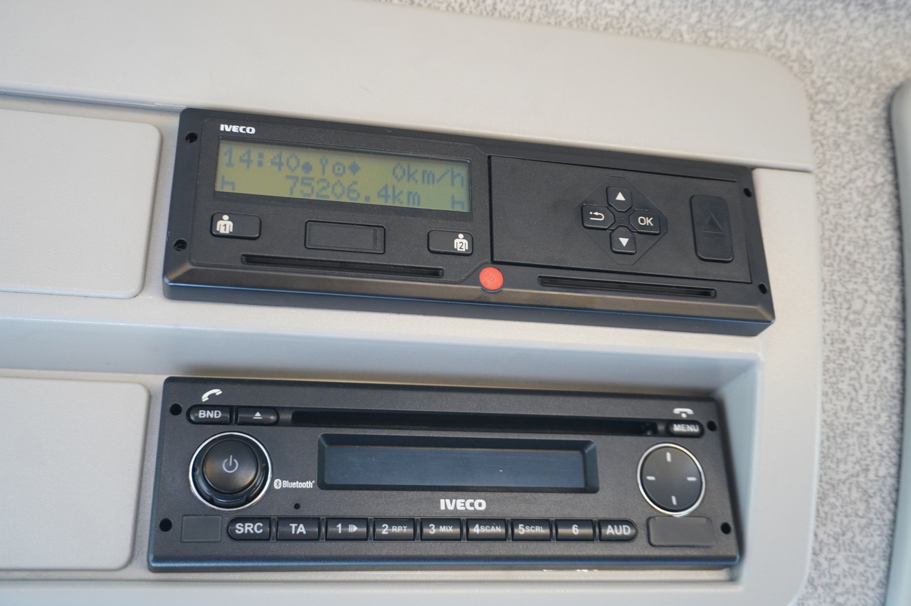 IVECO Eurocargo 160-210 / 75,000 km! / OMARS lowered tow truck platform / Fork - Bärgningsbil: bild 3 IVECO Eurocargo 160-210 / 75,000 km! / OMARS lowered tow truck platform / Fork - Bärgningsbil: bild 3