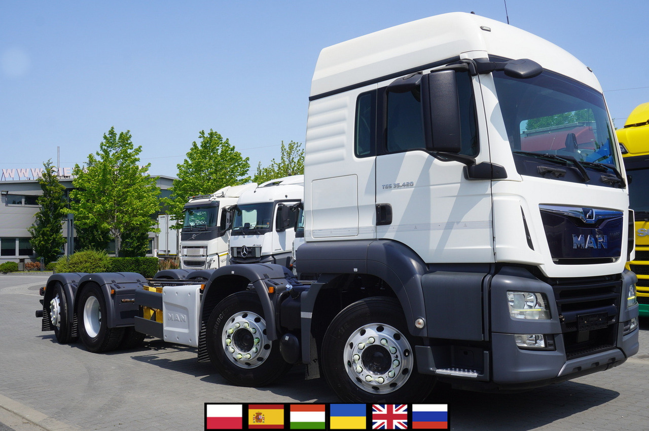 MAN TGS 35.420 8×2 / Chassis 6.4 m / 3 steered axles - Chassi lastbil, Kranbil: bild 1 MAN TGS 35.420 8×2 / Chassis 6.4 m / 3 steered axles - Chassi lastbil, Kranbil: bild 1