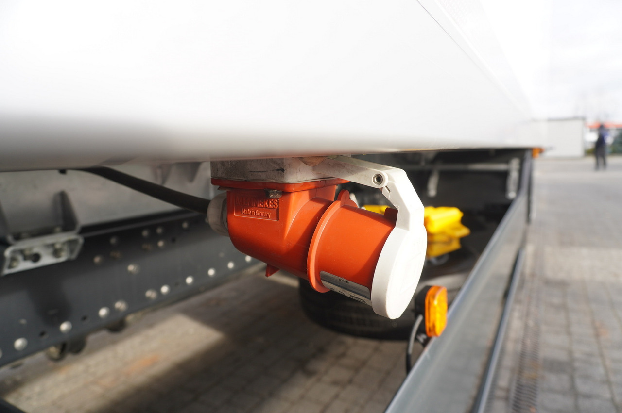 MAN TGX 26.400 / IGLOOCAR / Carrier Supra 1150 MT Silent - Kylbil lastbil: bild 5 MAN TGX 26.400 / IGLOOCAR / Carrier Supra 1150 MT Silent - Kylbil lastbil: bild 5