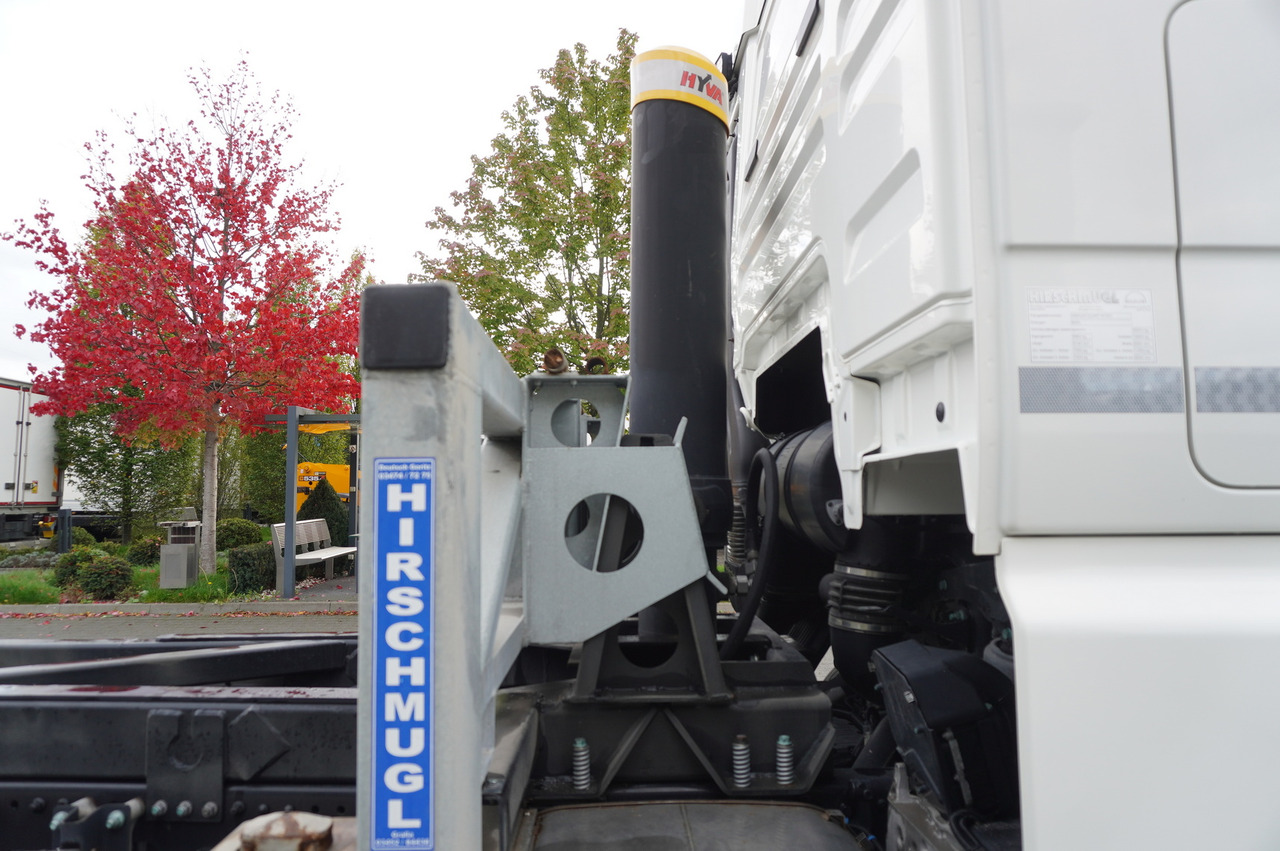 MAN TGX 26.470 6x2 COINTAINERKIPPER HYVA HIRMSCHLING / 200 tho. km! - Containerbil/ Växelflak lastbil: bild 2 MAN TGX 26.470 6x2 COINTAINERKIPPER HYVA HIRMSCHLING / 200 tho. km! - Containerbil/ Växelflak lastbil: bild 2