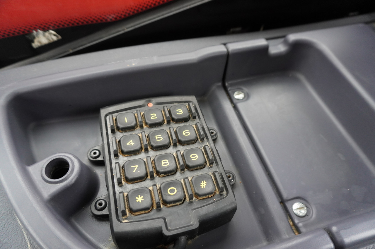 Teleskoplastar MANITOU MT 730 H / 7 m reach / 3 t / height 190 cm / 2900 MTH! / Joystick: bild 29 Teleskoplastar MANITOU MT 730 H / 7 m reach / 3 t / height 190 cm / 2900 MTH! / Joystick: bild 29