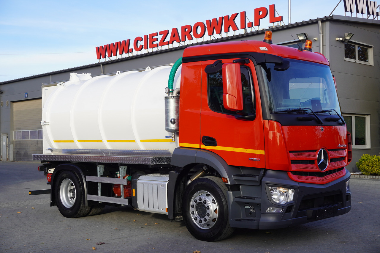 MERCEDES-BENZ Actros 1833 / 260 tho. km / NEW septic tank 11000 l - Tankbil: bild 1 MERCEDES-BENZ Actros 1833 / 260 tho. km / NEW septic tank 11000 l - Tankbil: bild 1