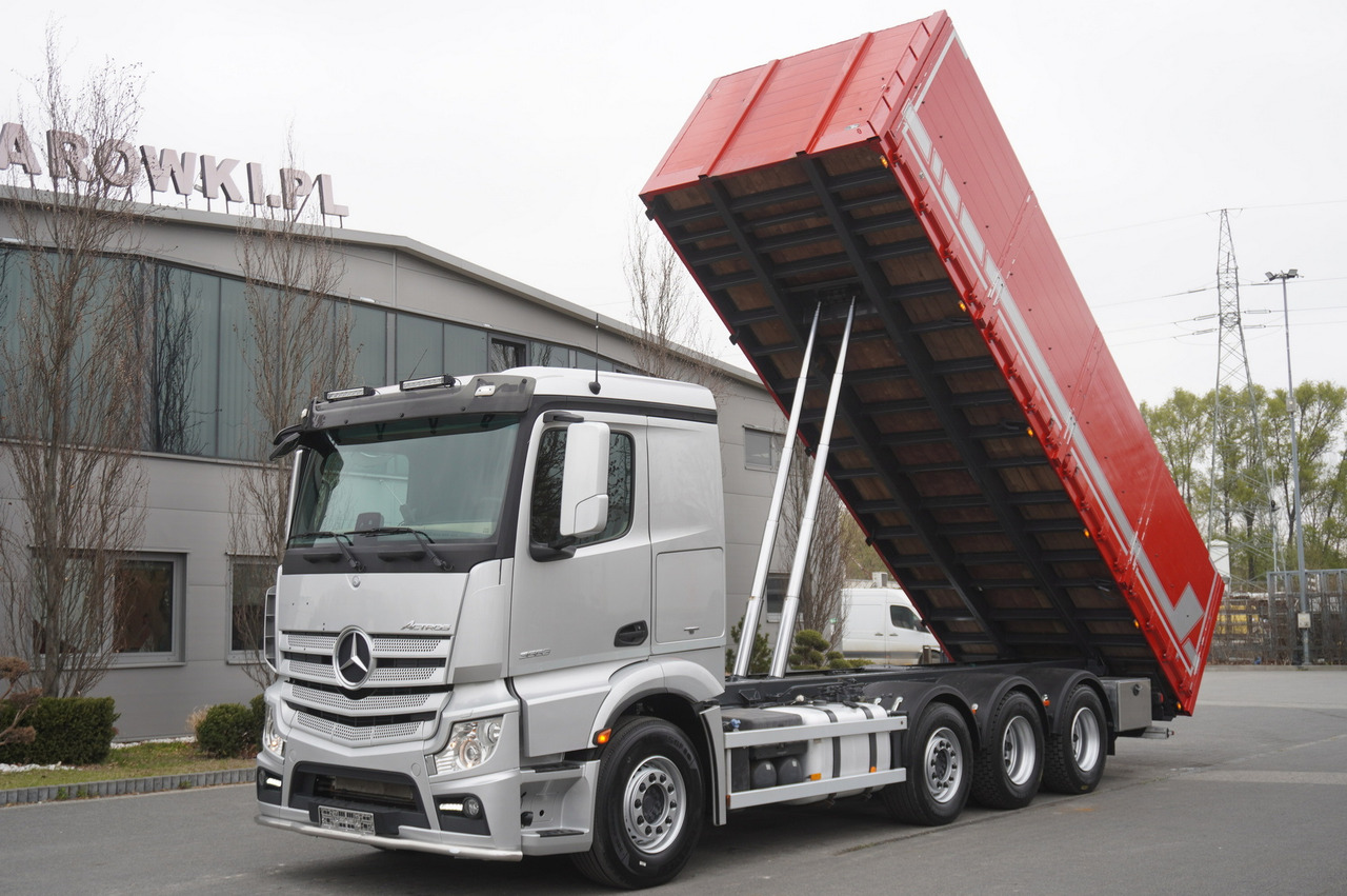 MERCEDES-BENZ Actros 3563 8x4 / Tipper for grain 20 t load capacity - Tippbil lastbil: bild 1 MERCEDES-BENZ Actros 3563 8x4 / Tipper for grain 20 t load capacity - Tippbil lastbil: bild 1