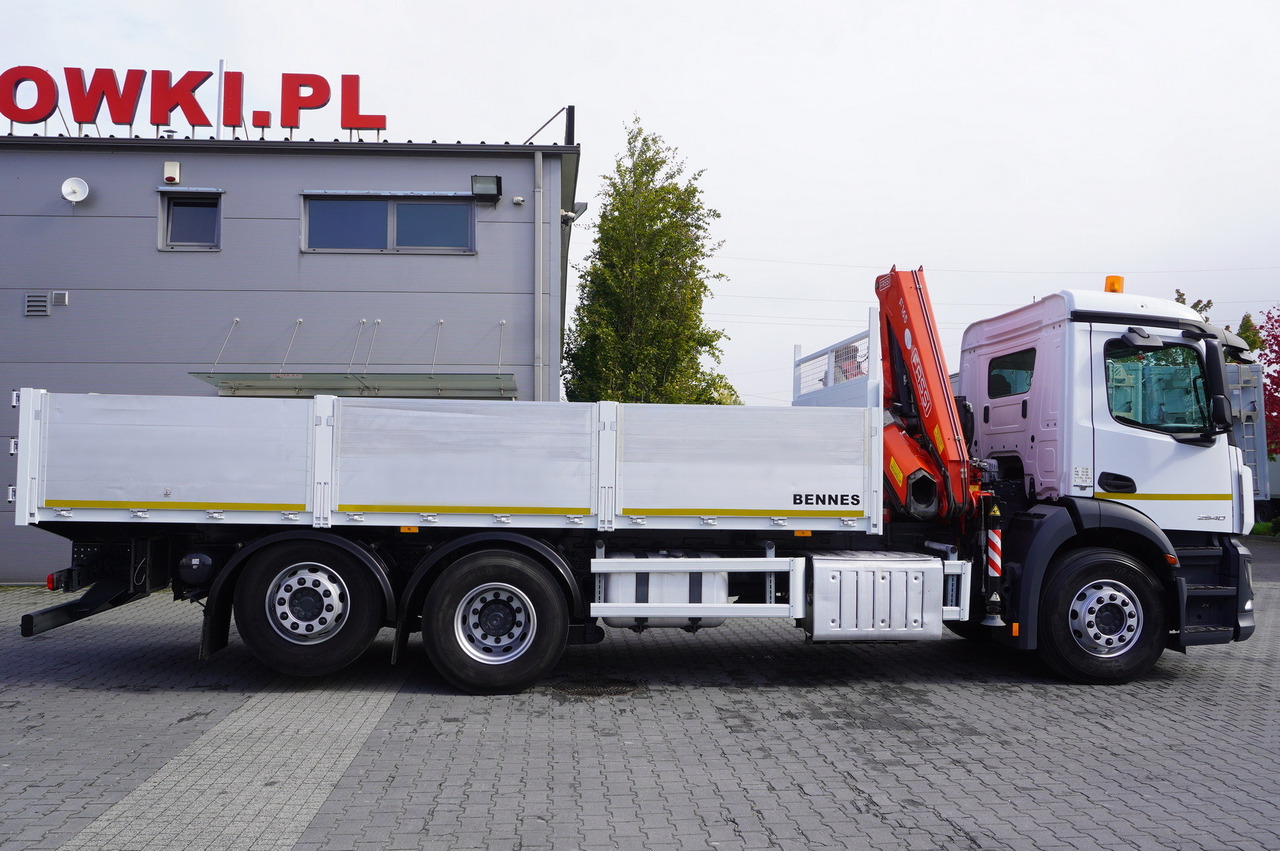 MERCEDES-BENZ Antos 2540 / Flatbed 15 EPAL / Fassi F165 / 6.1 t / 8 m reach / remote control / rotator / 1600 MTH / steered axle - Flakbil, Kranbil: bild 3 MERCEDES-BENZ Antos 2540 / Flatbed 15 EPAL / Fassi F165 / 6.1 t / 8 m reach / remote control / rotator / 1600 MTH / steered axle - Flakbil, Kranbil: bild 3