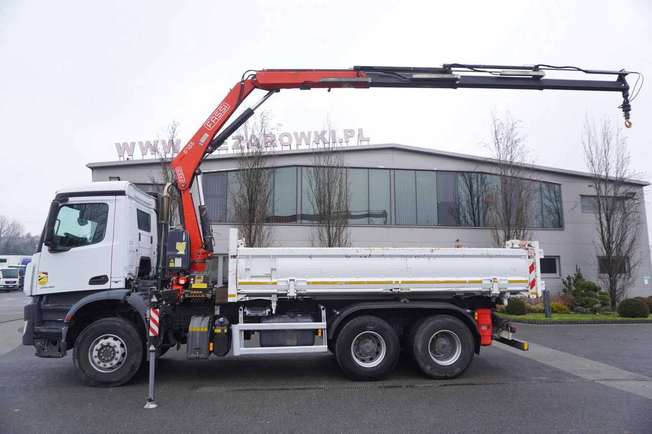 MERCEDES-BENZ Arocs 2636 6x4 / 2-way tipper / Fassi F135A.0.23 / remote control / Rotator - Tippbil lastbil, Kranbil: bild 5 MERCEDES-BENZ Arocs 2636 6x4 / 2-way tipper / Fassi F135A.0.23 / remote control / Rotator - Tippbil lastbil, Kranbil: bild 5