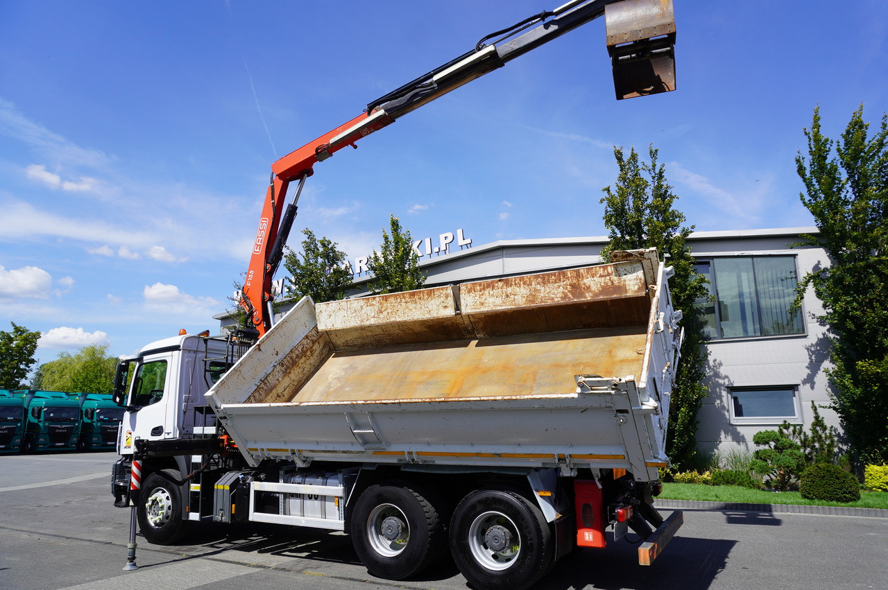 MERCEDES-BENZ Arocs 2636 / 6x4 / HDS Fassi / 3-Way Tipper / Bortmatic - Kranbil: bild 3 MERCEDES-BENZ Arocs 2636 / 6x4 / HDS Fassi / 3-Way Tipper / Bortmatic - Kranbil: bild 3