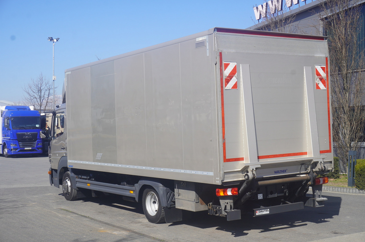 MERCEDES-BENZ Atego 818 / Box superstructure / DAUTEL tailgate 1.5 T - Lastbil med skåp: bild 3 MERCEDES-BENZ Atego 818 / Box superstructure / DAUTEL tailgate 1.5 T - Lastbil med skåp: bild 3