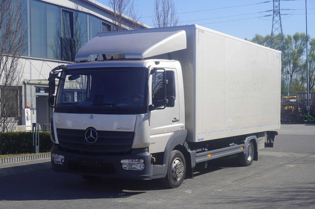 MERCEDES-BENZ Atego 818 / Box superstructure / DAUTEL tailgate 1.5 T - Lastbil med skåp: bild 1 MERCEDES-BENZ Atego 818 / Box superstructure / DAUTEL tailgate 1.5 T - Lastbil med skåp: bild 1