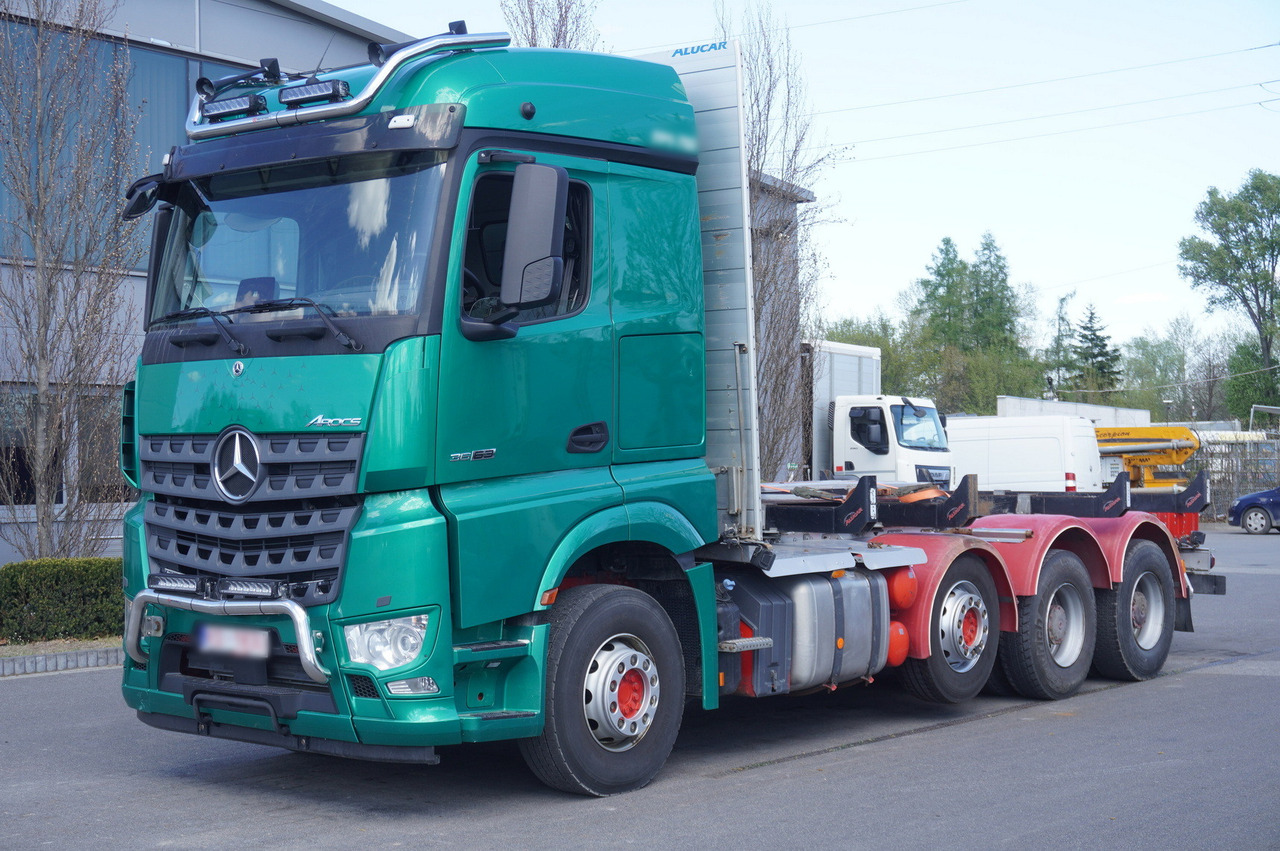 Mercedes-Benz Arocs 3563 8 × 4 / 630 HP / steered axle / Logging superstructure - Timmerbil: bild 3 Mercedes-Benz Arocs 3563 8 × 4 / 630 HP / steered axle / Logging superstructure - Timmerbil: bild 3