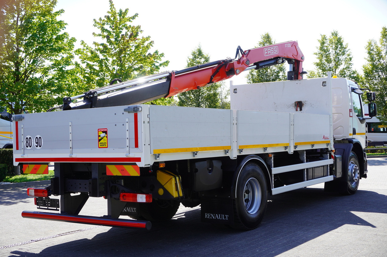 RENAULT C280 DTI 8 / FASSI crane 5.6 T / range 8 m / Flatbed 15 EPAL - Flakbil, Kranbil: bild 5 RENAULT C280 DTI 8 / FASSI crane 5.6 T / range 8 m / Flatbed 15 EPAL - Flakbil, Kranbil: bild 5