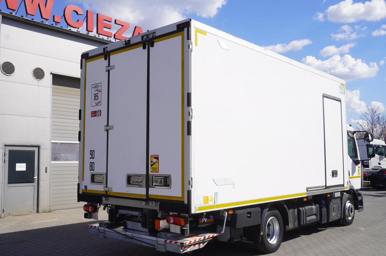 RENAULT D12 / Lamberet refrigerated truck / Dhollandia tail lift 1500 kg / 130 thousand km !! - Kylbil lastbil: bild 3 RENAULT D12 / Lamberet refrigerated truck / Dhollandia tail lift 1500 kg / 130 thousand km !! - Kylbil lastbil: bild 3