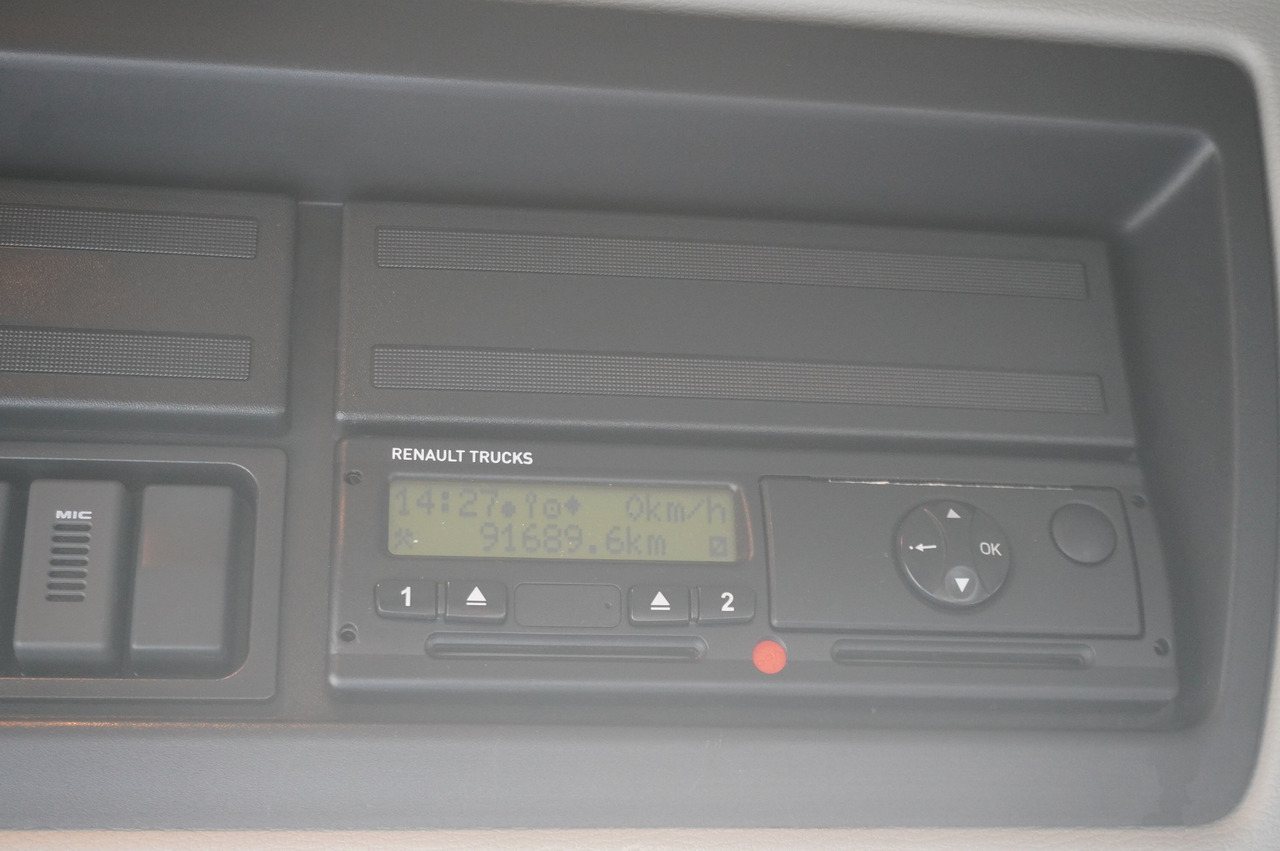 RENAULT D13 / 90 tho km !!! / Meat hook refrigerator / Thermoking T800R / 2 units - Kylbil lastbil: bild 2 RENAULT D13 / 90 tho km !!! / Meat hook refrigerator / Thermoking T800R / 2 units - Kylbil lastbil: bild 2