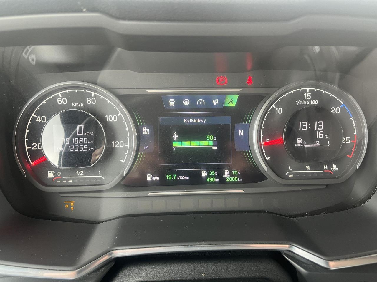 Kranbil SCANIA R560 B8x4*4 / Chassis / sleeper cab / Power take-off: bild 14 Kranbil SCANIA R560 B8x4*4 / Chassis / sleeper cab / Power take-off: bild 14