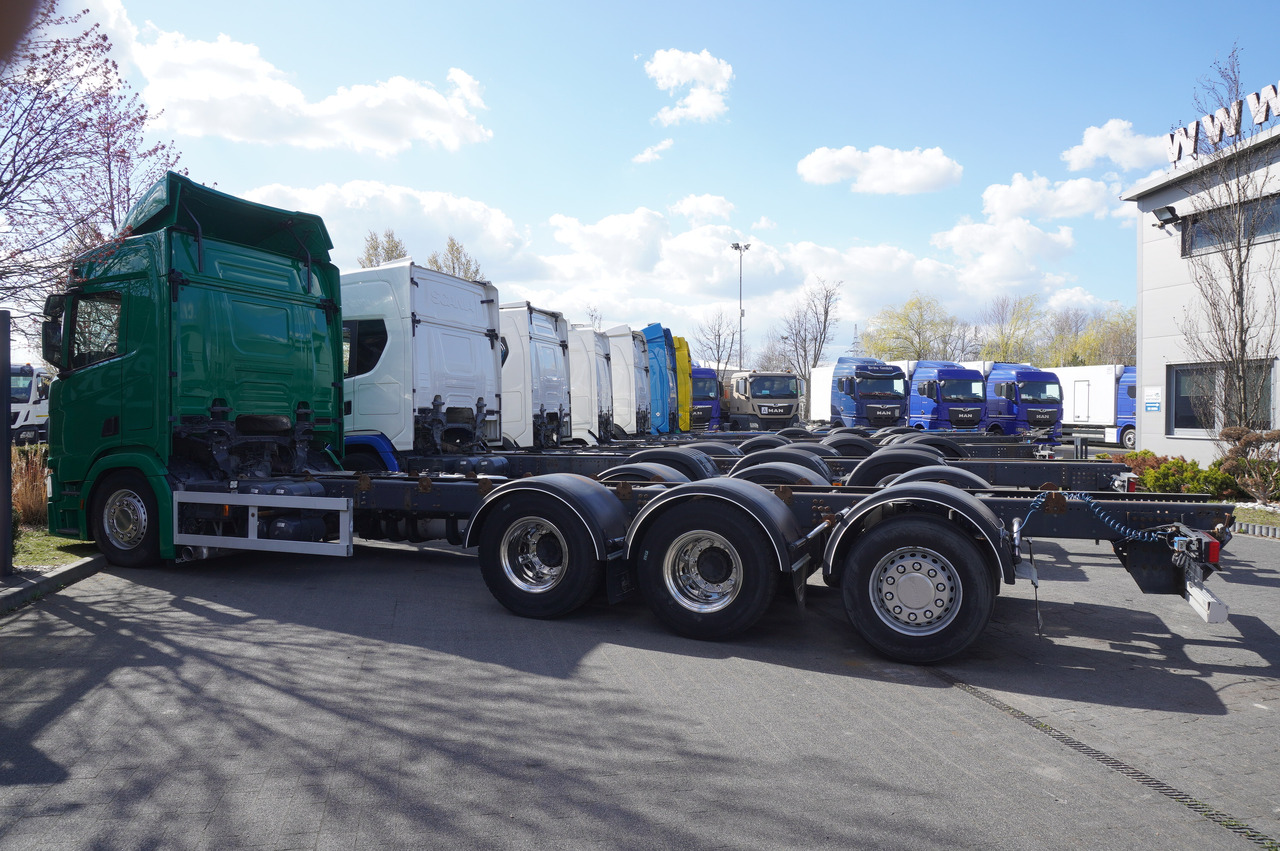 SCANIA R650 V8 / 650 HP/ frame 8.8 m / steered 4th axis / 20 units - Kranbil: bild 3 SCANIA R650 V8 / 650 HP/ frame 8.8 m / steered 4th axis / 20 units - Kranbil: bild 3