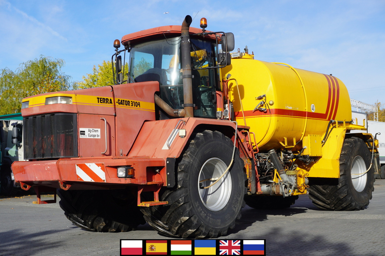 TERRA-GATOR TG 3104 Self-propelled liquid manure spreader - Kletgödselspridare: bild 1 TERRA-GATOR TG 3104 Self-propelled liquid manure spreader - Kletgödselspridare: bild 1