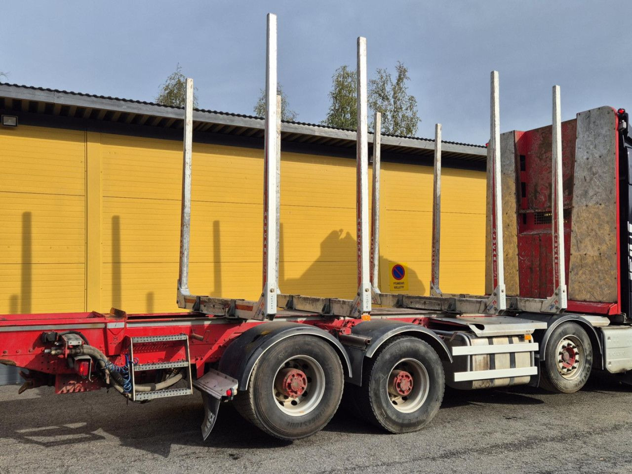 VOLVO FH 750 8x4 / 2 lifted axles / timber truck - Chassi lastbil: bild 4 VOLVO FH 750 8x4 / 2 lifted axles / timber truck - Chassi lastbil: bild 4