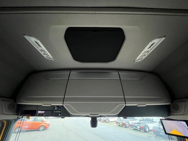 DAF XG+ 530 FT Low Deck ZF-Intarder Standklima Alcoa - Dragbil: bild 4 DAF XG+ 530 FT Low Deck ZF-Intarder Standklima Alcoa - Dragbil: bild 4