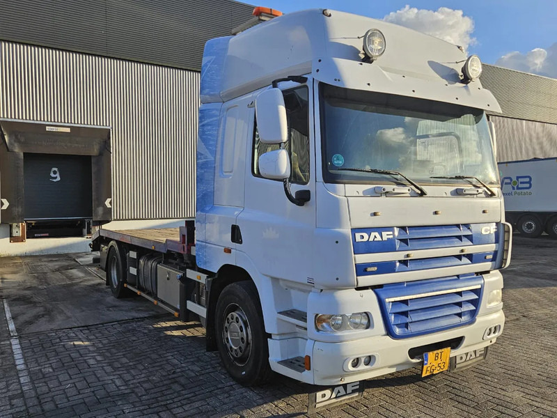 DAF CF 85 410 SSpace Cab Euro 5 - Flakbil: bild 2 DAF CF 85 410 SSpace Cab Euro 5 - Flakbil: bild 2